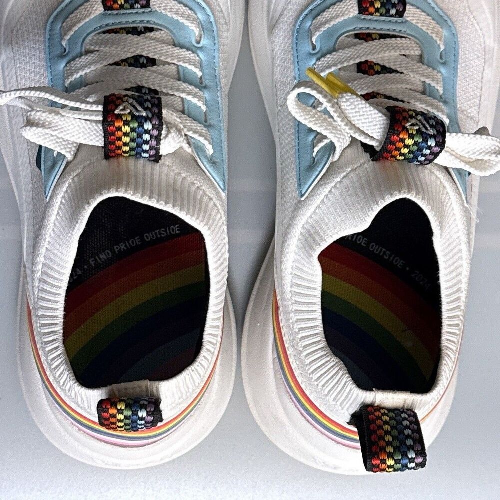 Vessi Stormburst Lowtop Womens Size 8 Waterproof Shoes Sneaker Pride 2024 - Picture 4 of 9